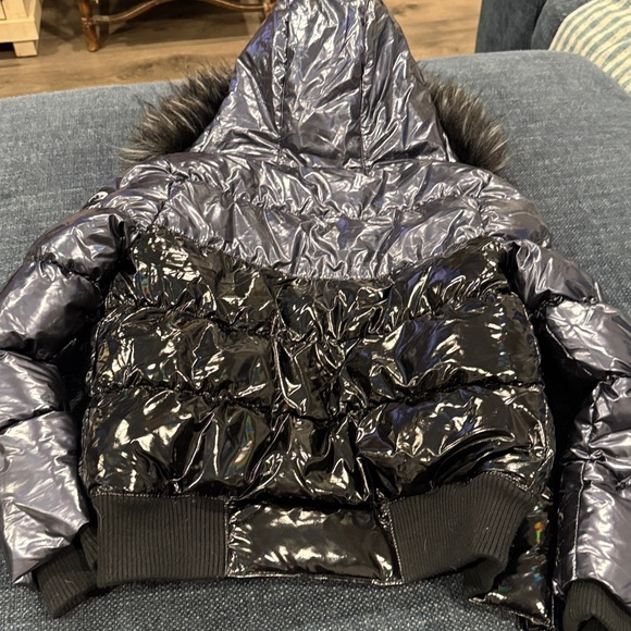 Appaman Metallic Black Puffer Jacket with Faux Fur Hood - Picture 6 of 6